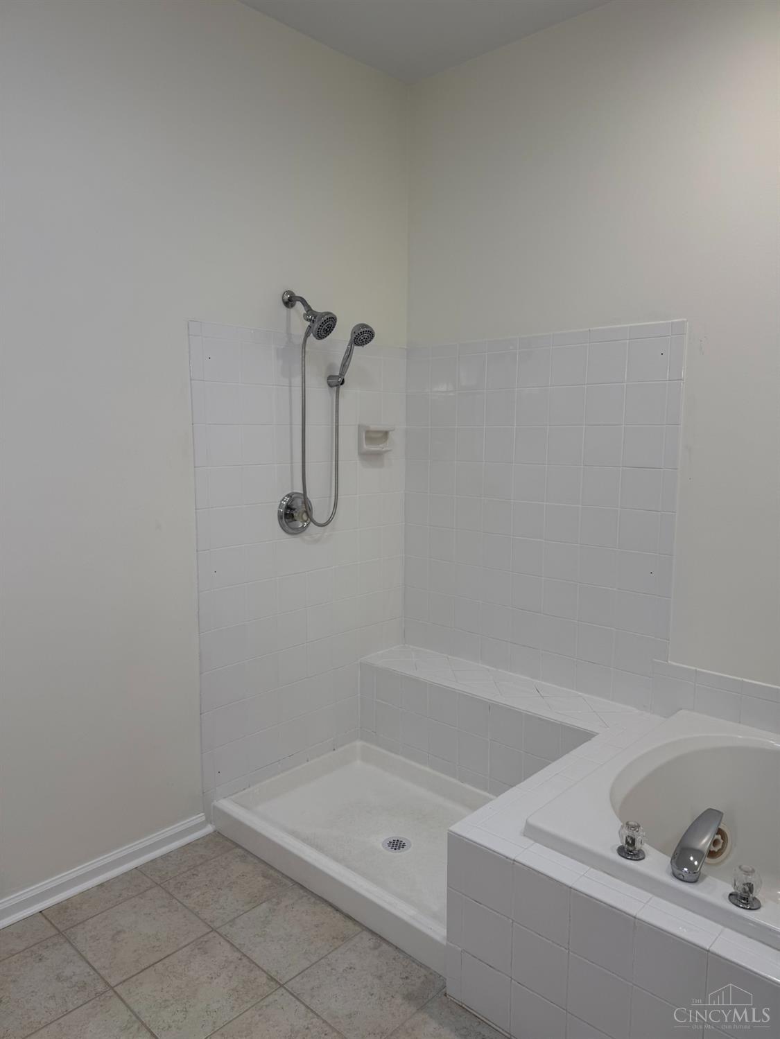 7516 Blue Fox Run Property Photo 34