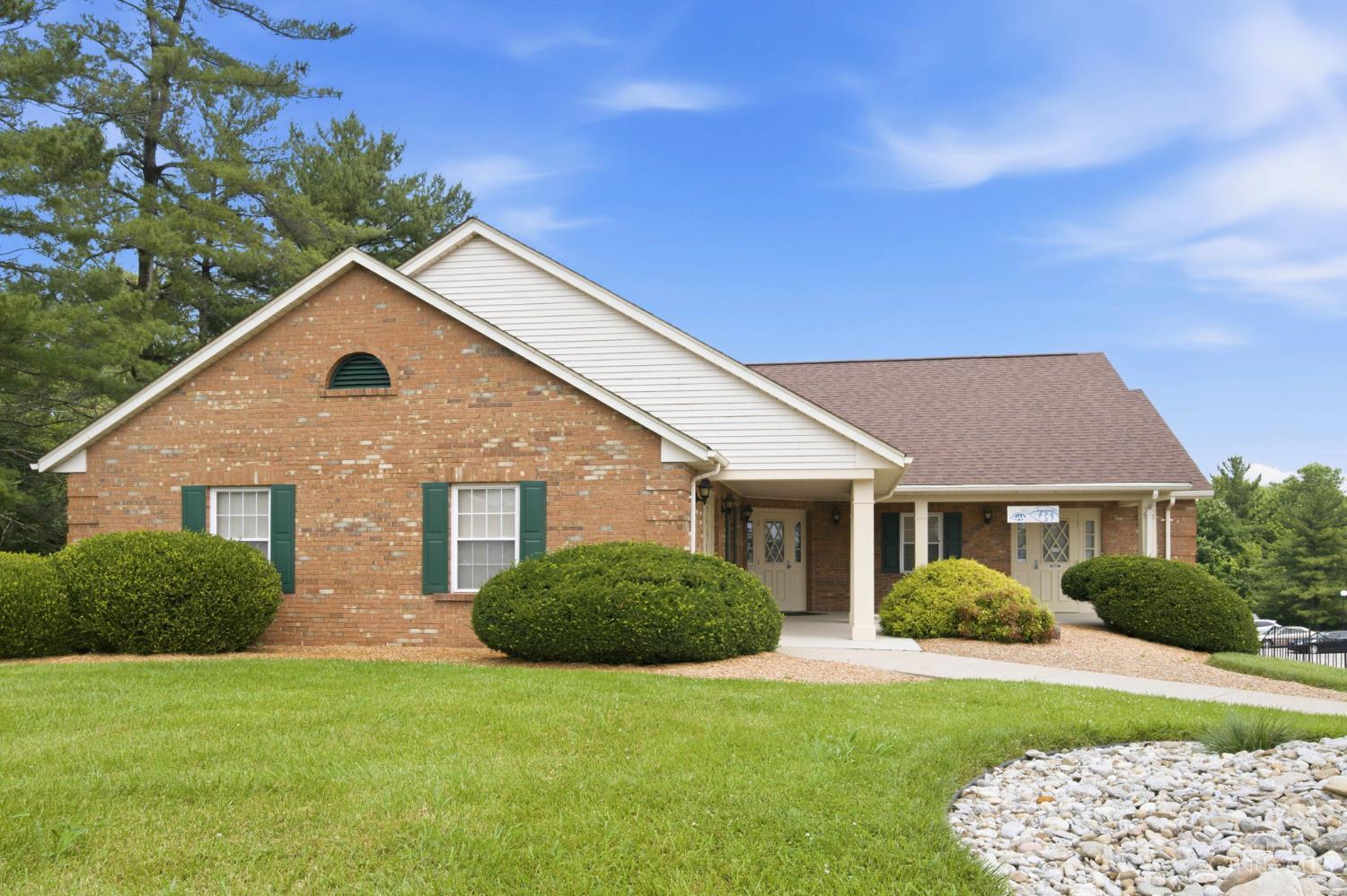 5318 Delhi Pike Property Photo 1