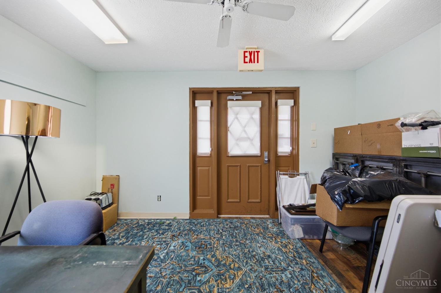 5318 Delhi Pike Property Photo 27