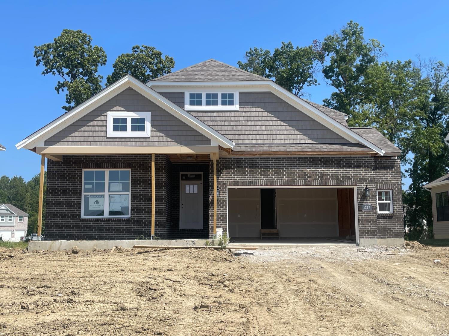 1742 Goldfinch Lane Property Photo 1