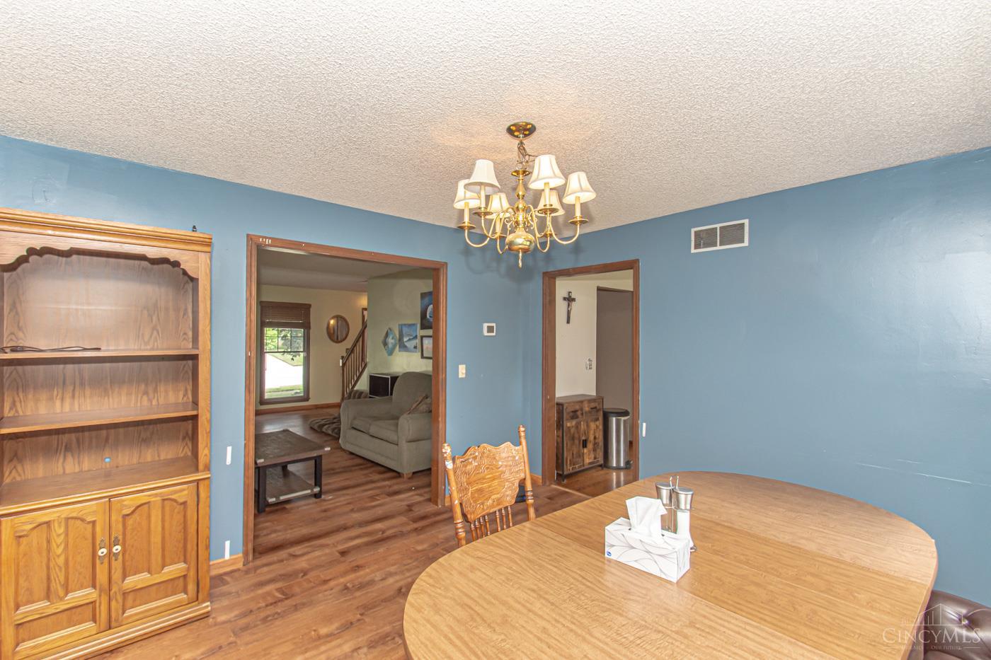 509 Tara Oaks Drive Property Photo 8