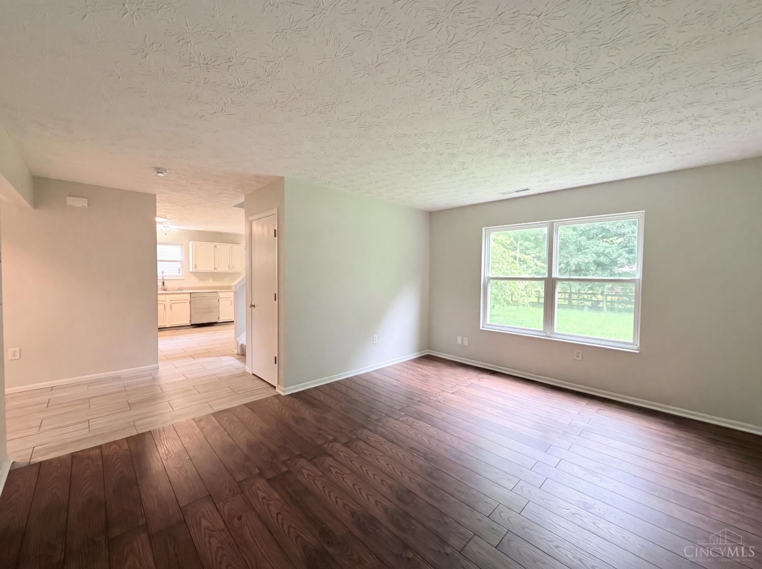 4213 Mallard Drive Property Photo 3