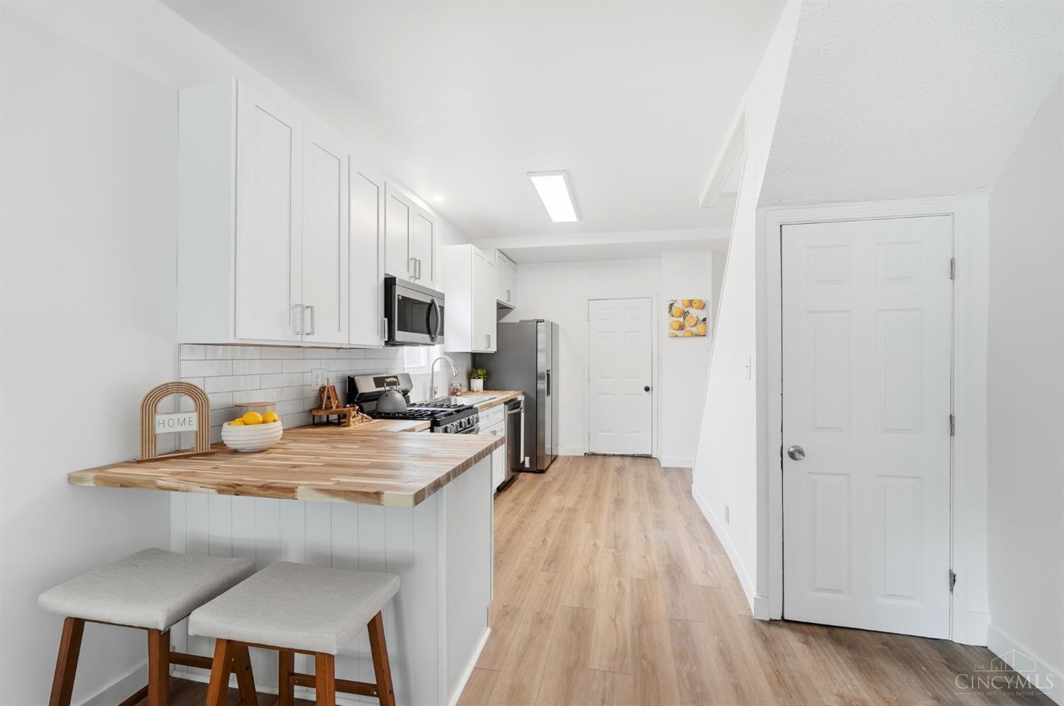 6056 Red Bank Road Property Photo 8