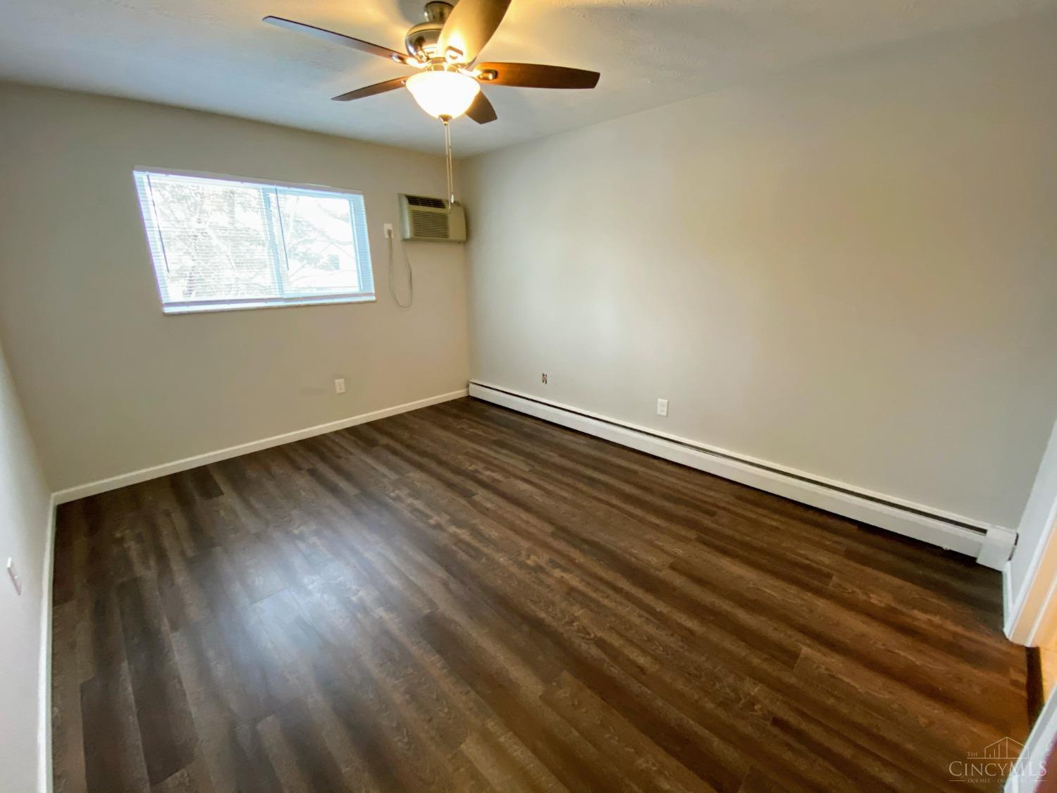 6210 Ridge Avenue Property Photo 6