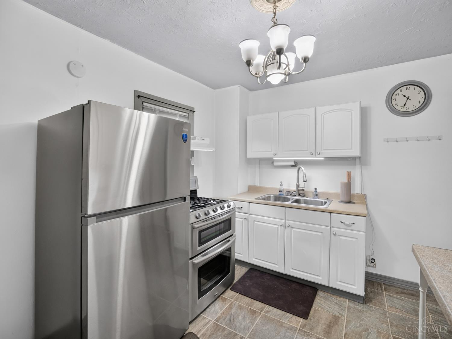 4024 Marburg Avenue Property Photo 8