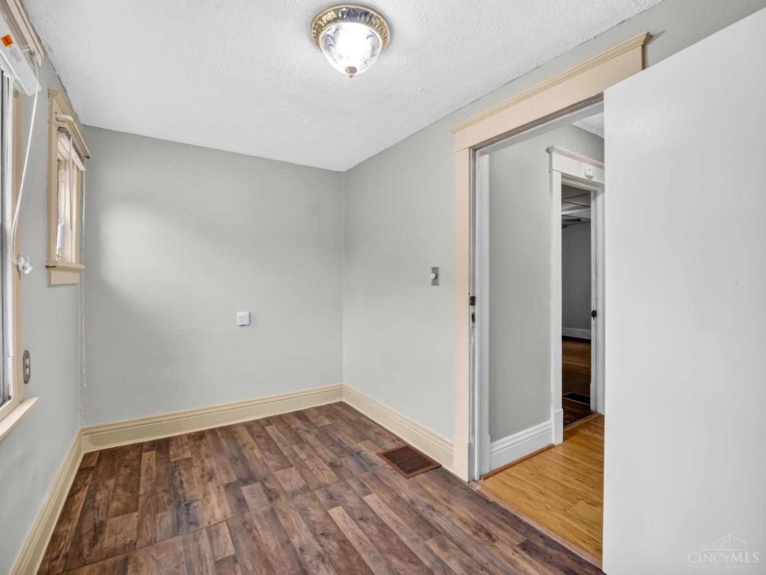 4024 Marburg Avenue Property Photo 17