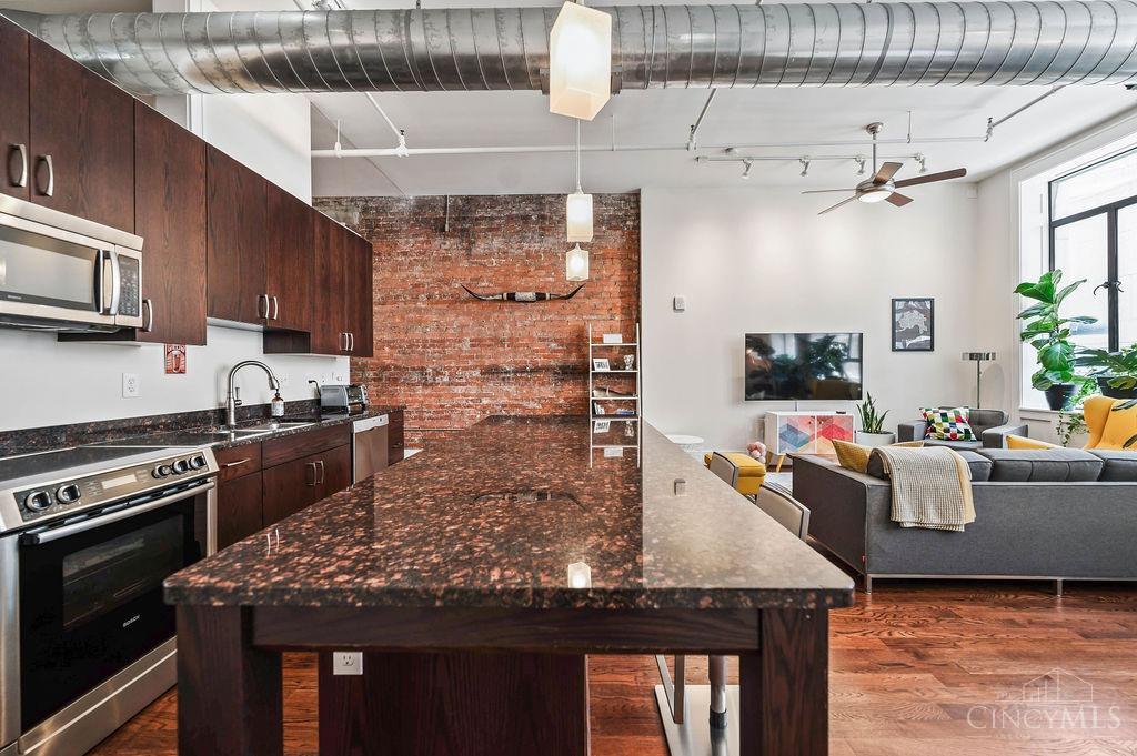 417 Vine Street Property Photo 17