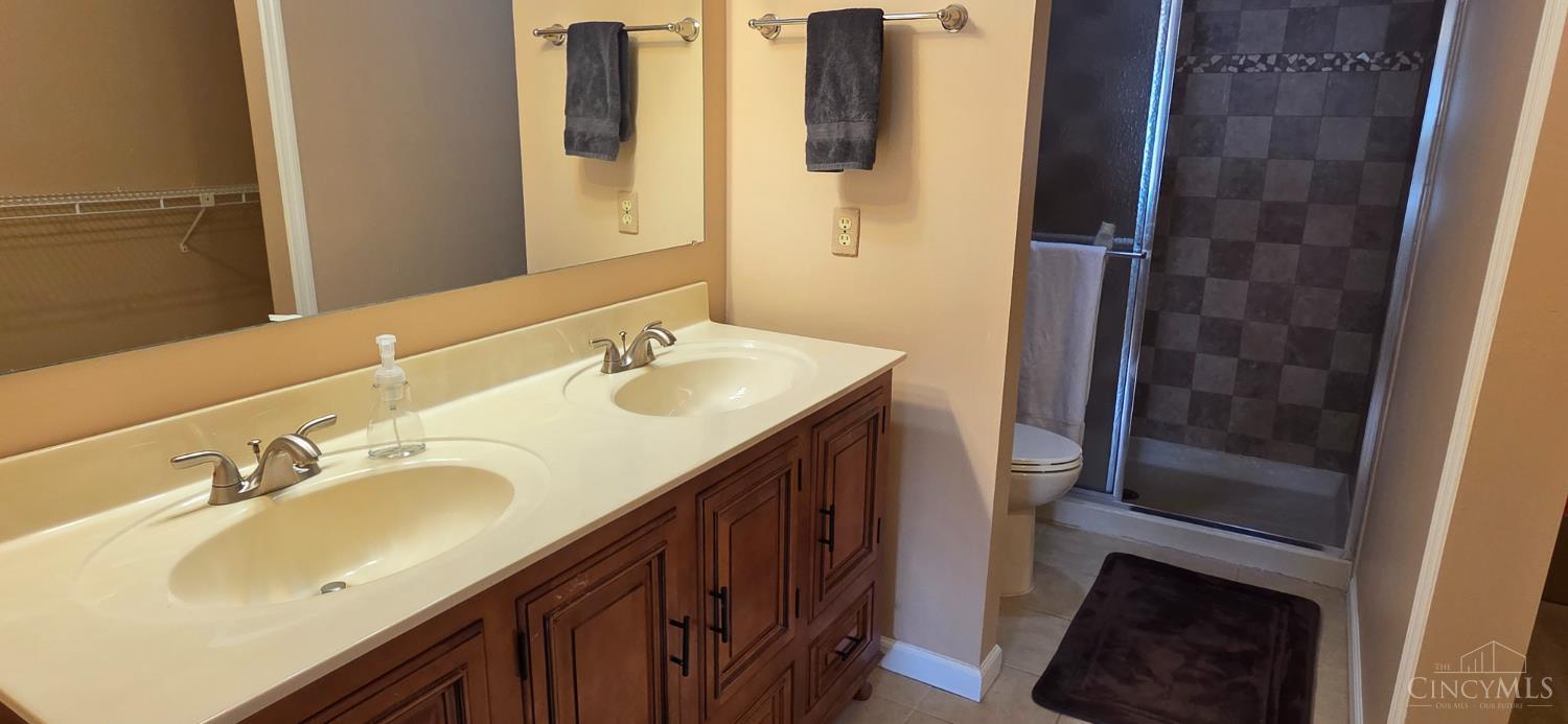 5149 Carriage Hill Property Photo 16