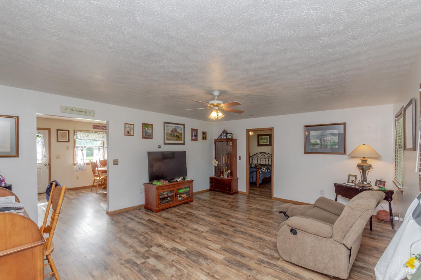 198 Finland Drive Property Photo 9