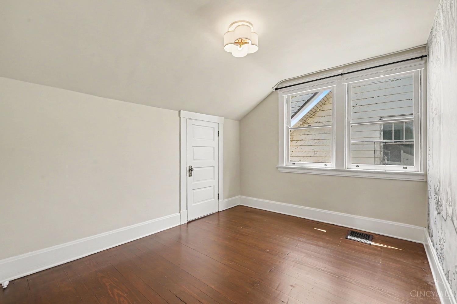 3040 Taylor Avenue Property Photo 30