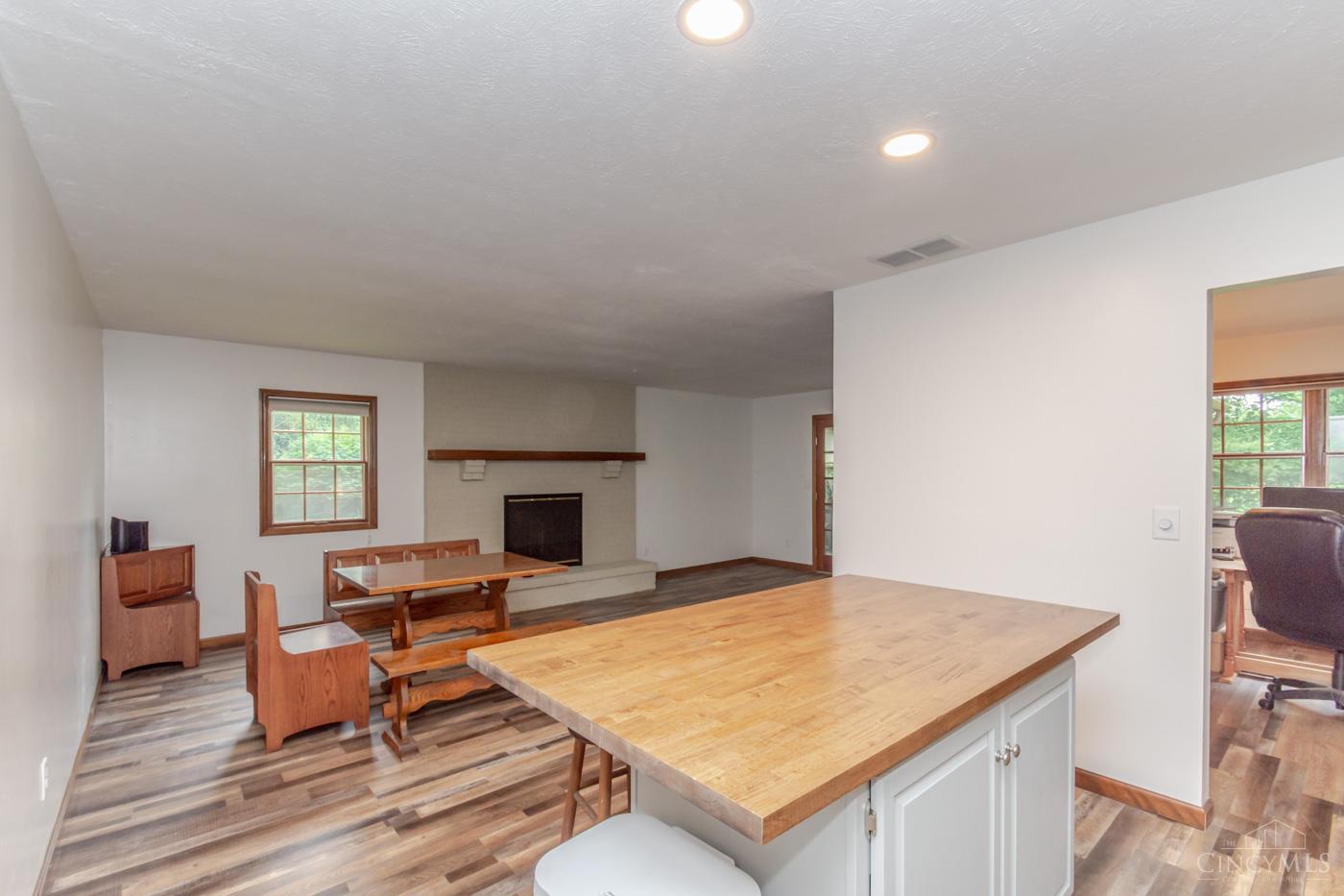 10035 Mallet Drive Property Photo 11