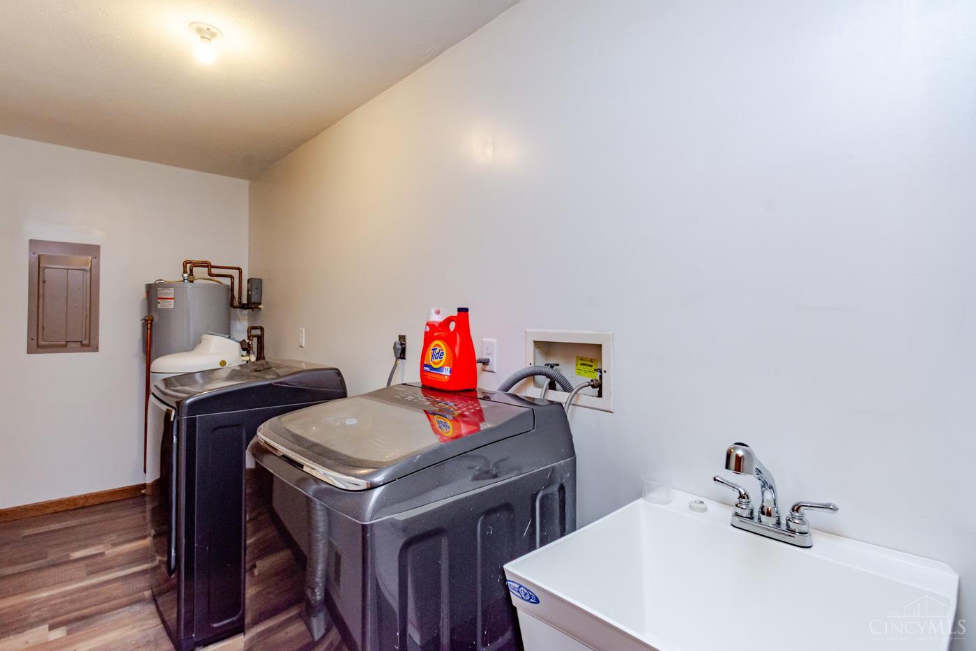 10035 Mallet Drive Property Photo 17