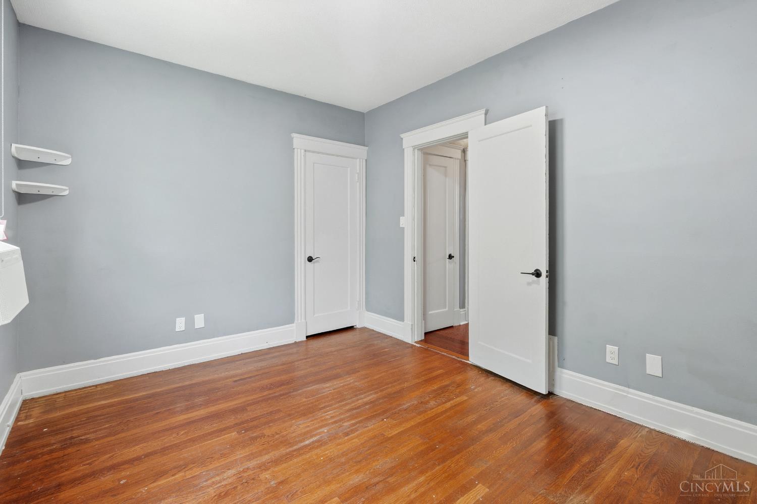 564 Considine Avenue Property Photo 15