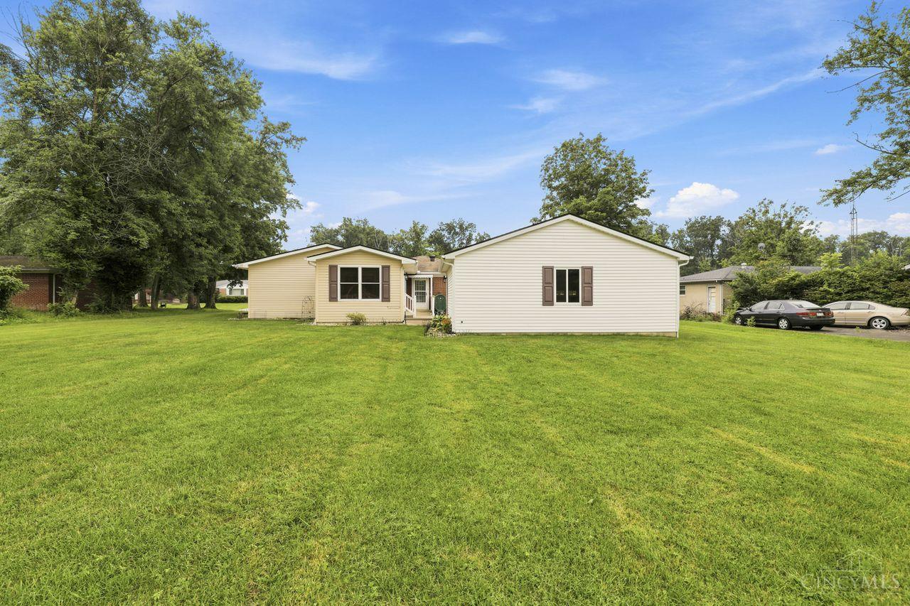 856 Marion Avenue Property Photo 10