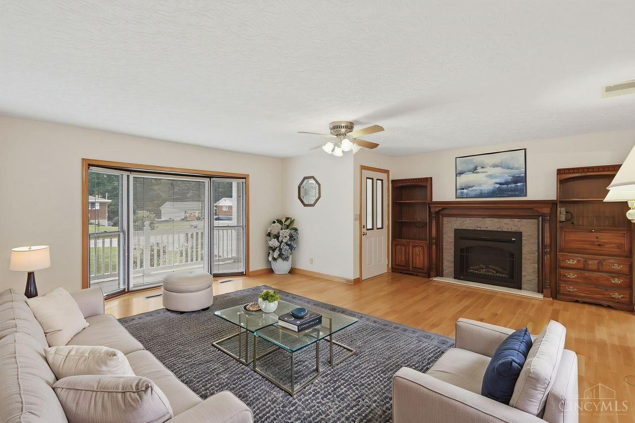 856 Marion Avenue Property Photo 14