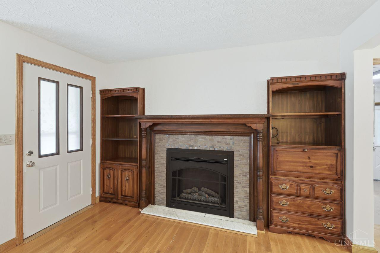 856 Marion Avenue Property Photo 17