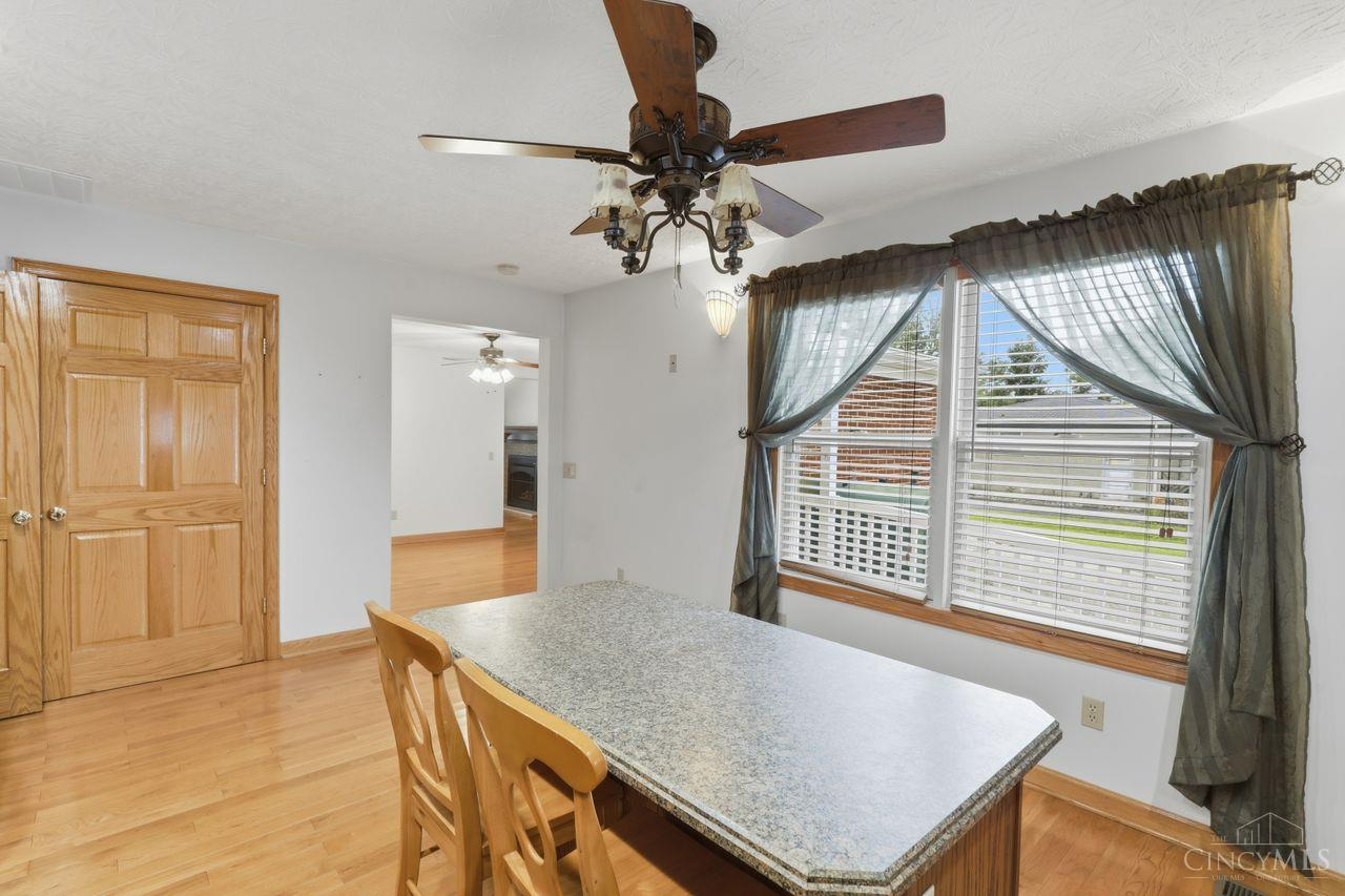 856 Marion Avenue Property Photo 27