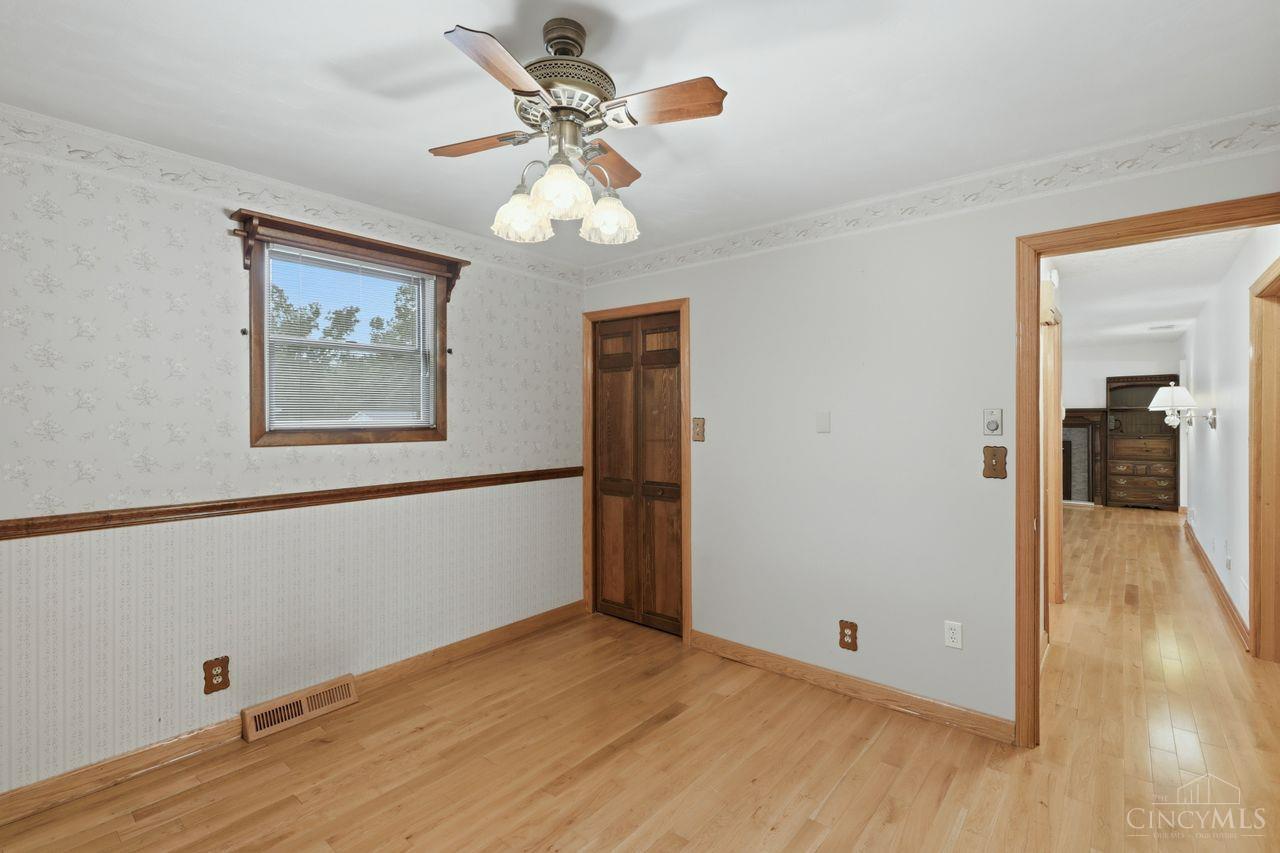 856 Marion Avenue Property Photo 36