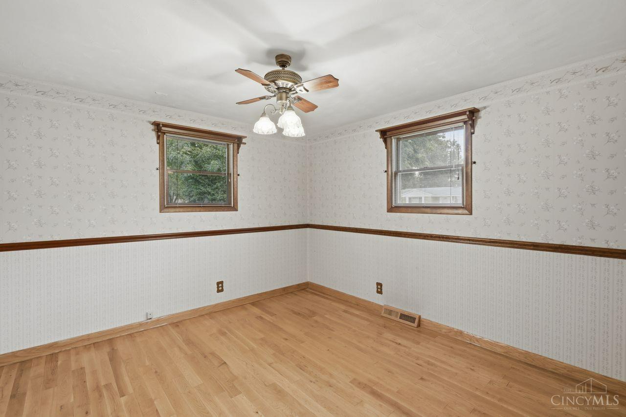 856 Marion Avenue Property Photo 37