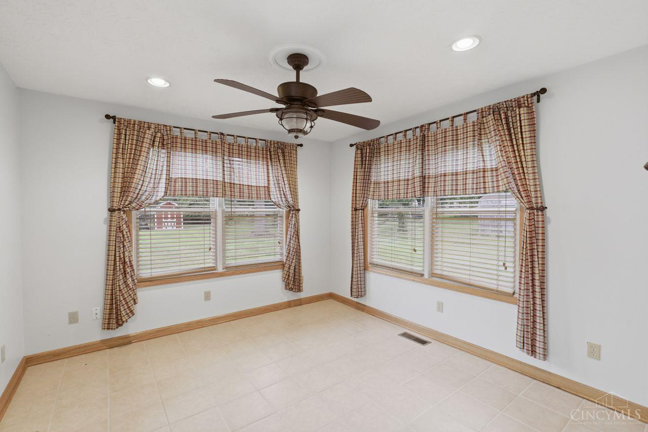 856 Marion Avenue Property Photo 39