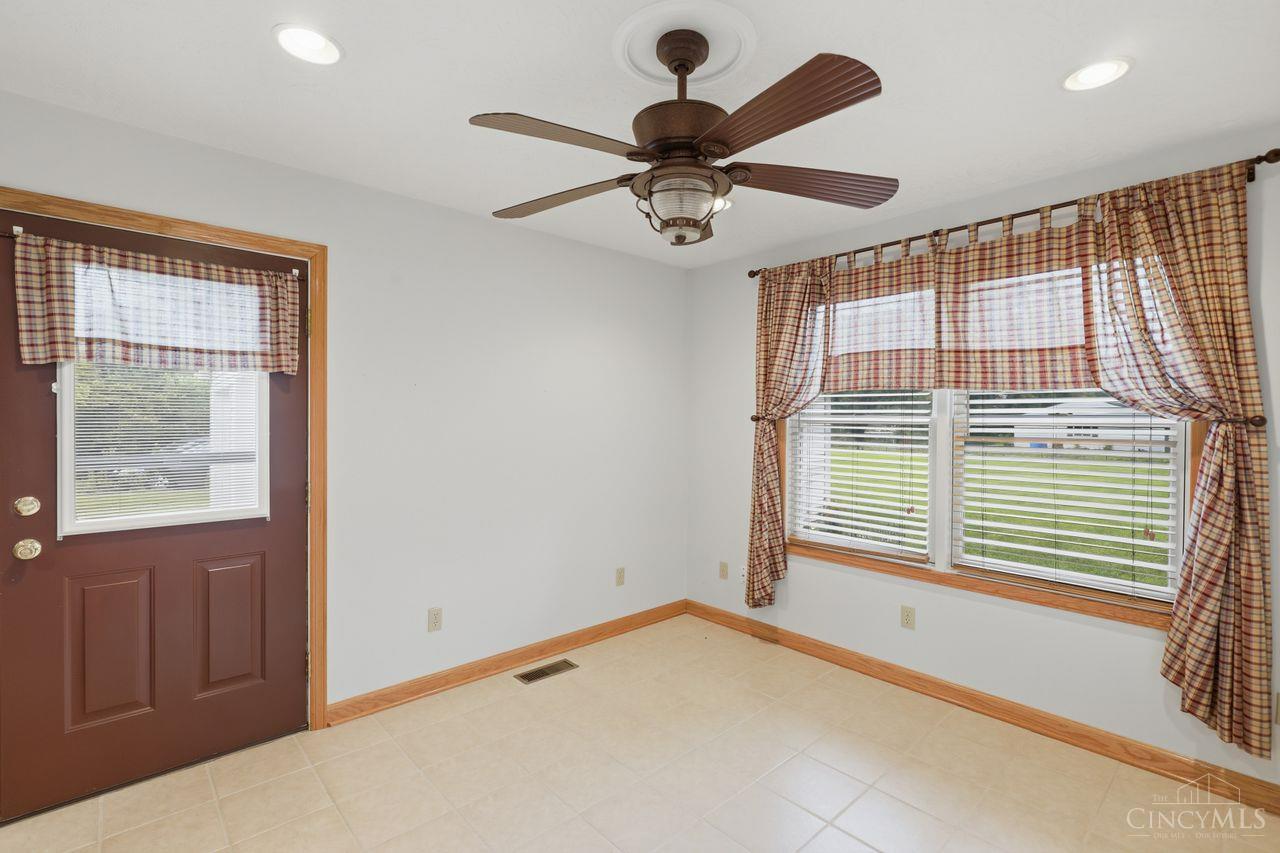 856 Marion Avenue Property Photo 40