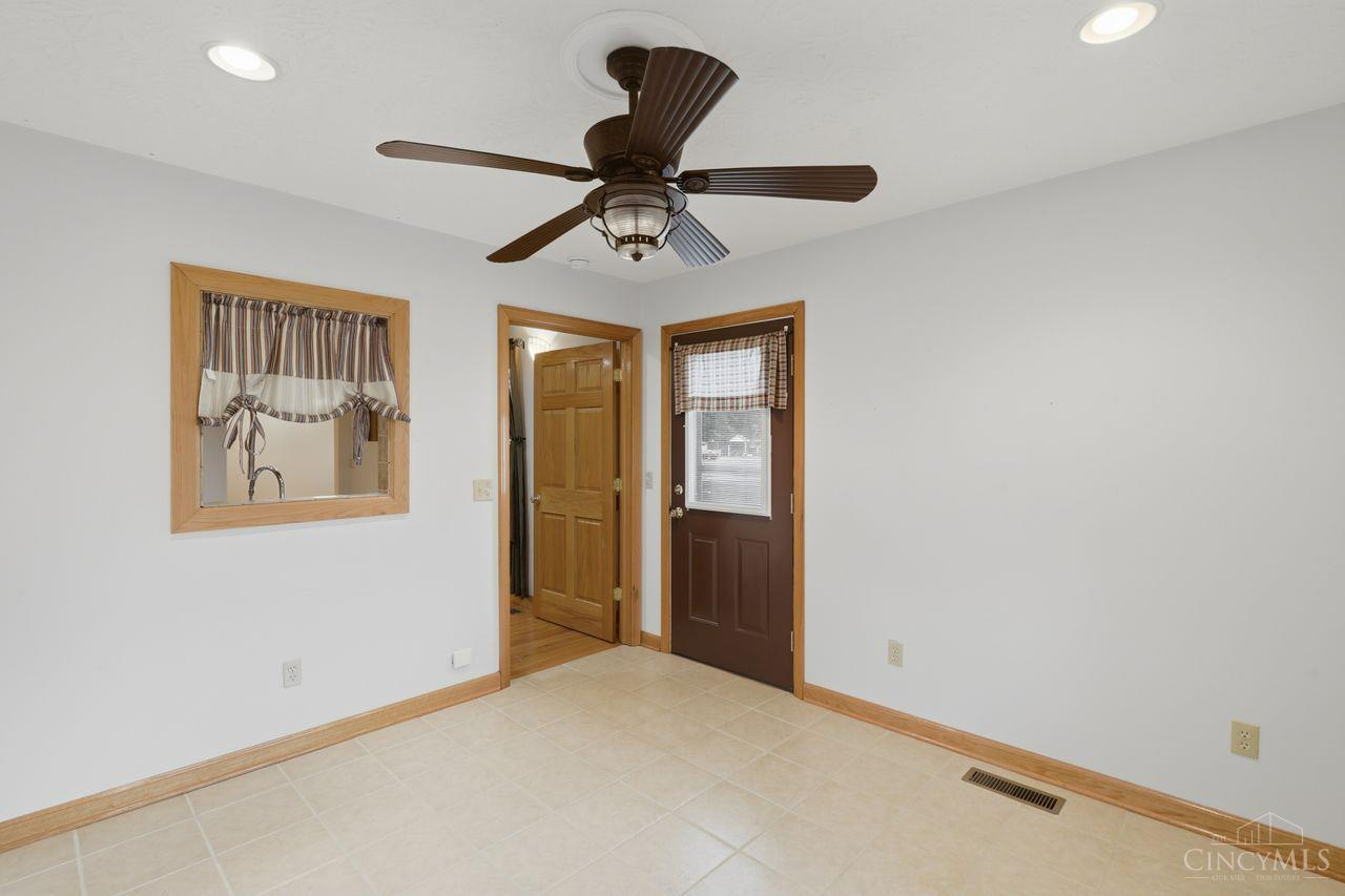 856 Marion Avenue Property Photo 41