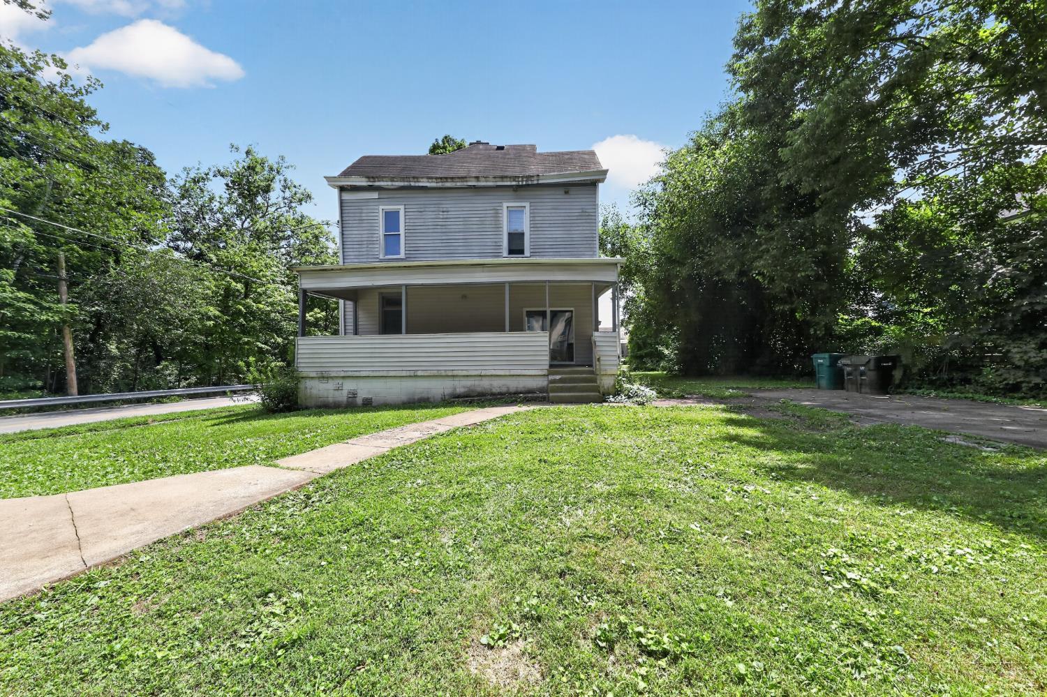E 6718 Ledge Street Property Photo 2