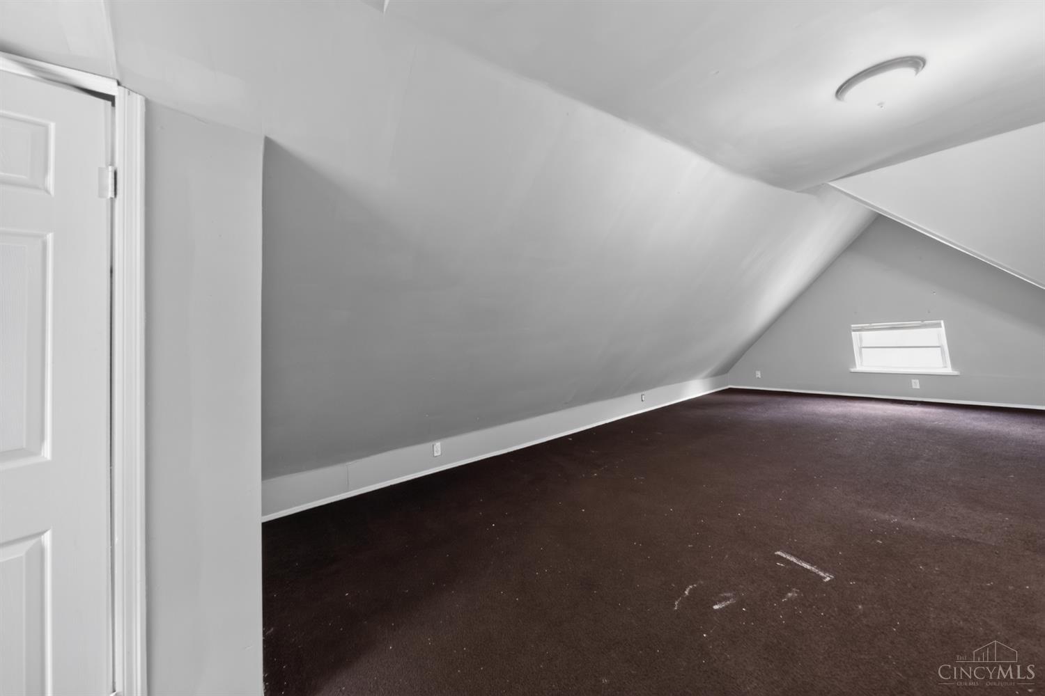 E 6718 Ledge Street Property Photo 11