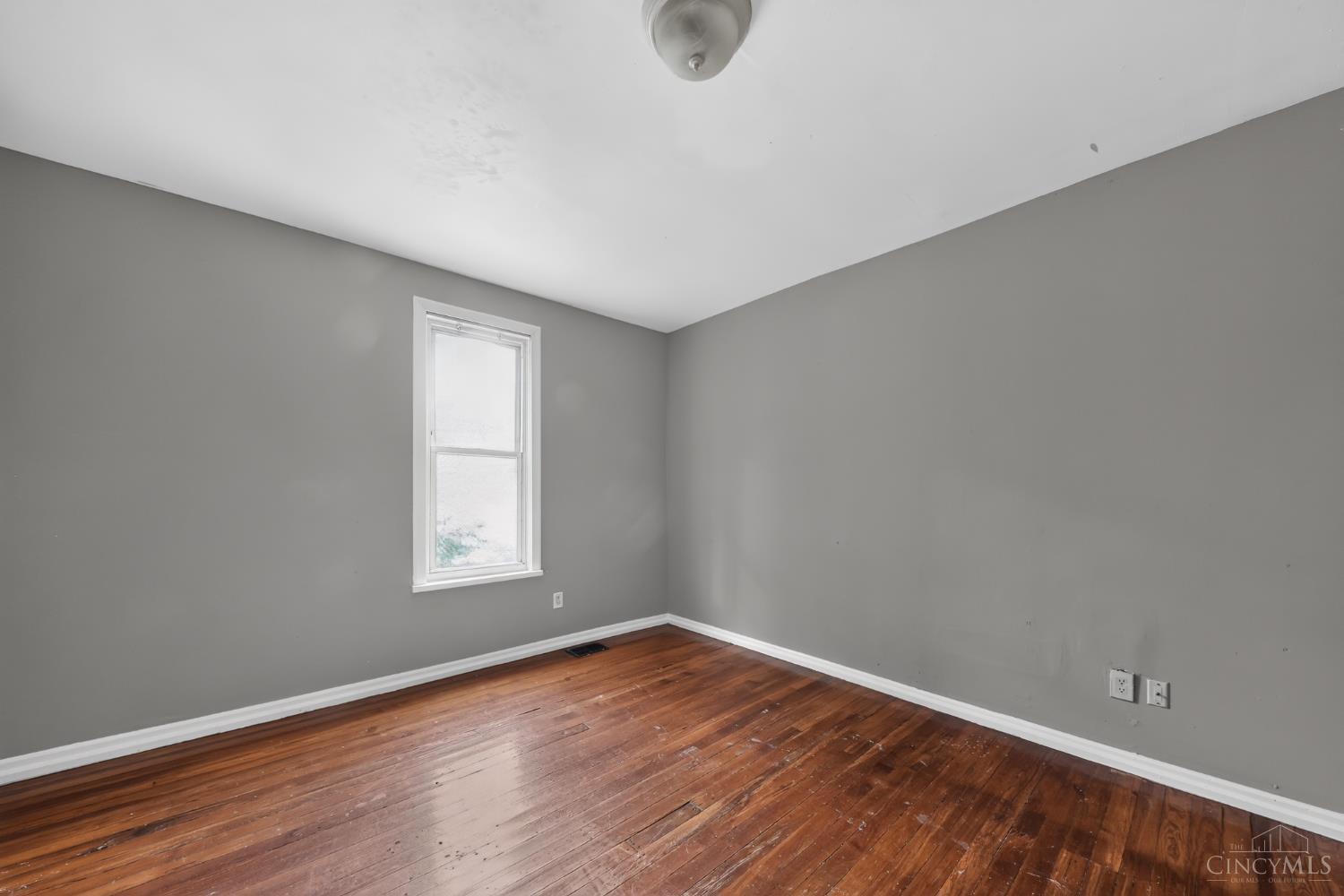 E 6718 Ledge Street Property Photo 12