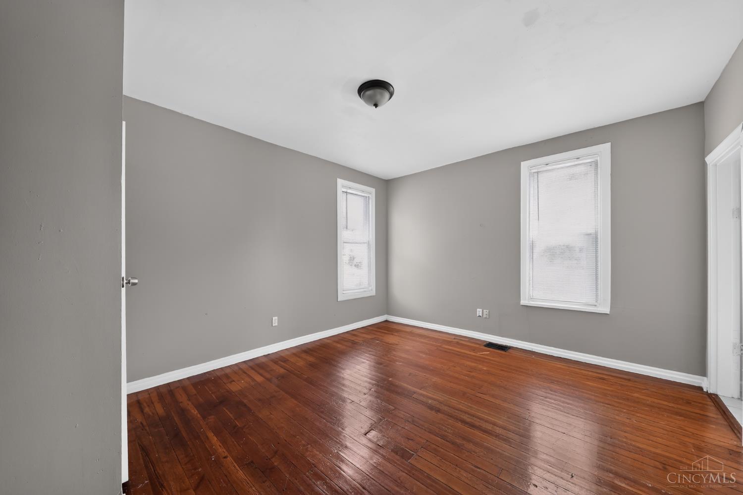 E 6718 Ledge Street Property Photo 13