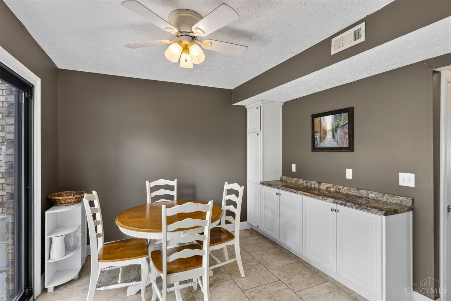 7980 Tall Timbers Drive Property Photo 16