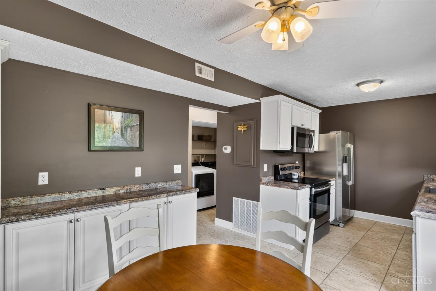 7980 Tall Timbers Drive Property Photo 18
