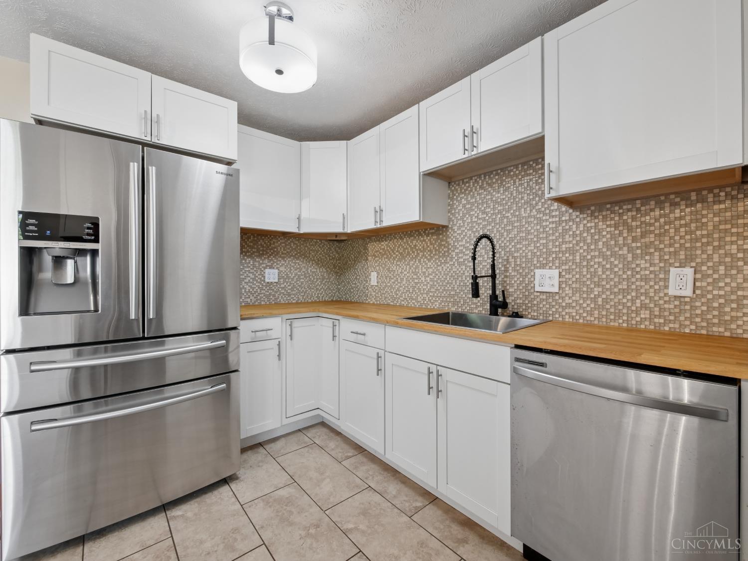 2716 Windon Drive Property Photo 15