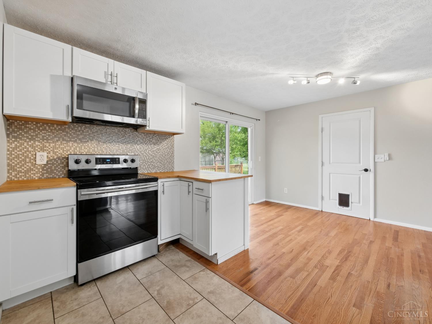 2716 Windon Drive Property Photo 16