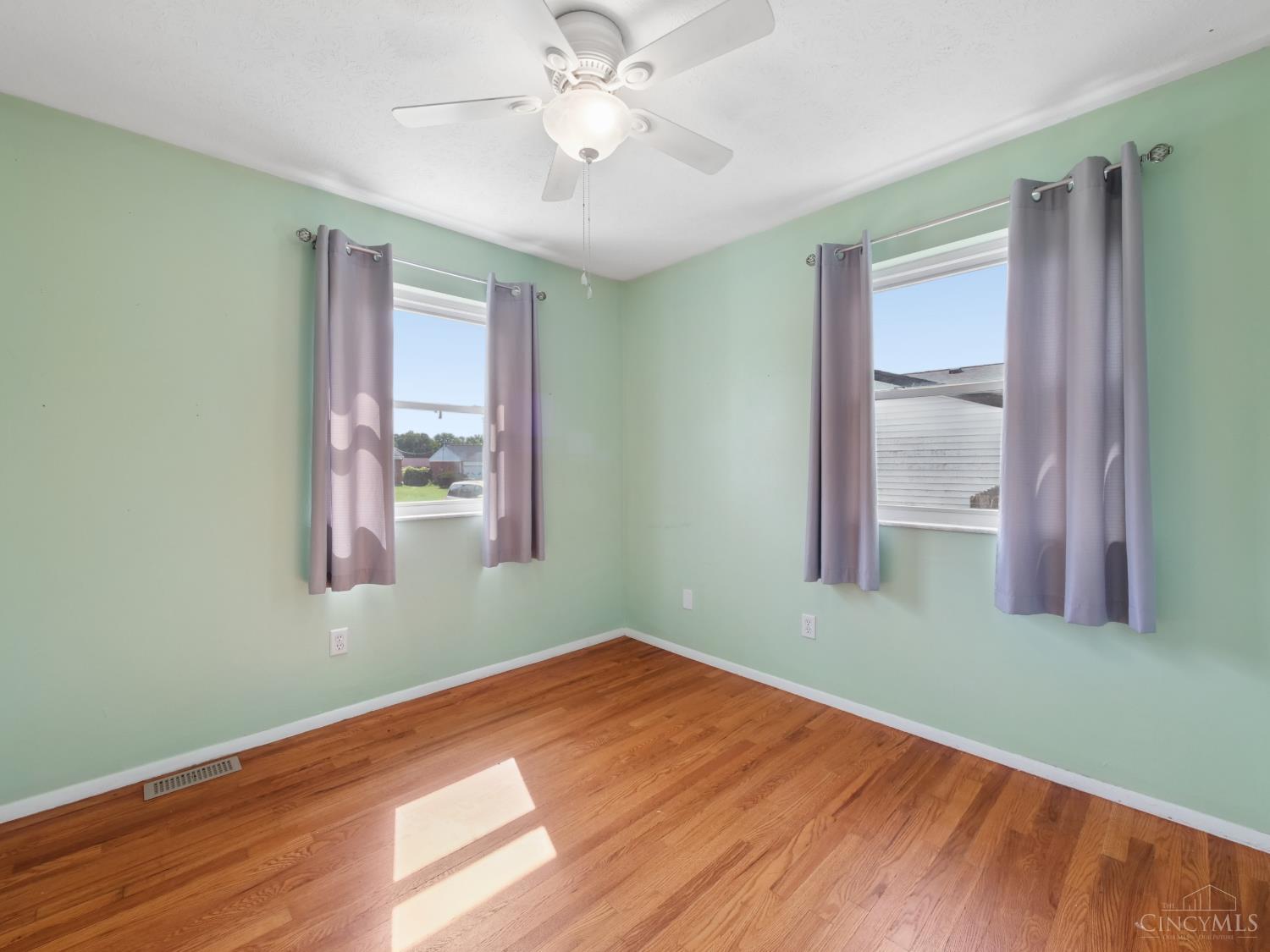 2716 Windon Drive Property Photo 23