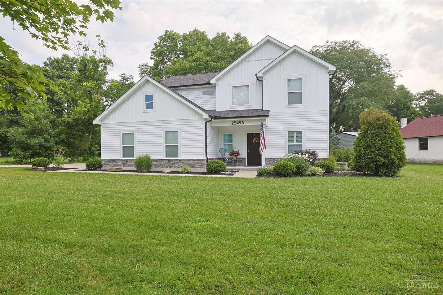 25496 Carr Road Property Photo 1