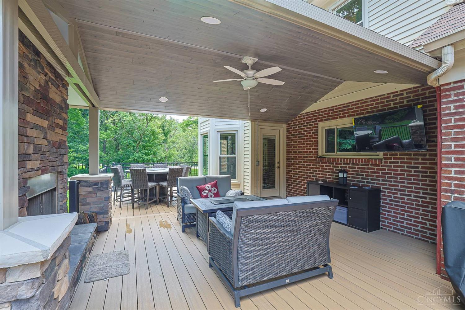 5919 Muddy Creek Road Property Photo 3