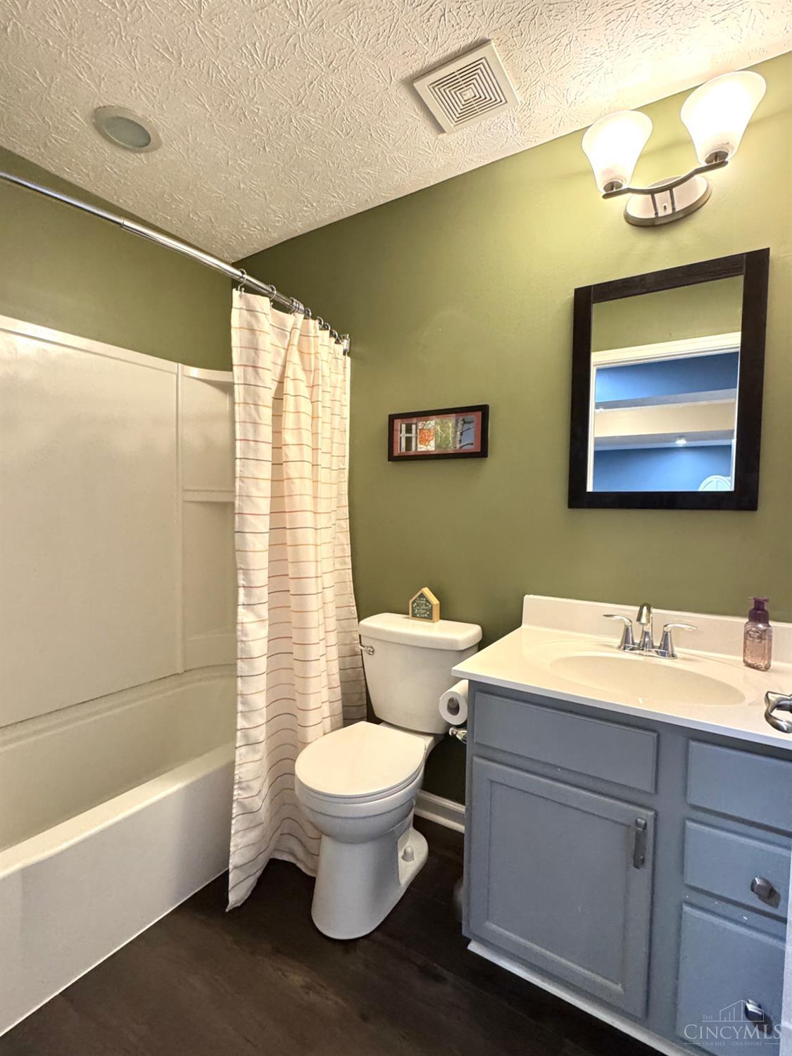 1656 Tunis Drive Property Photo 23