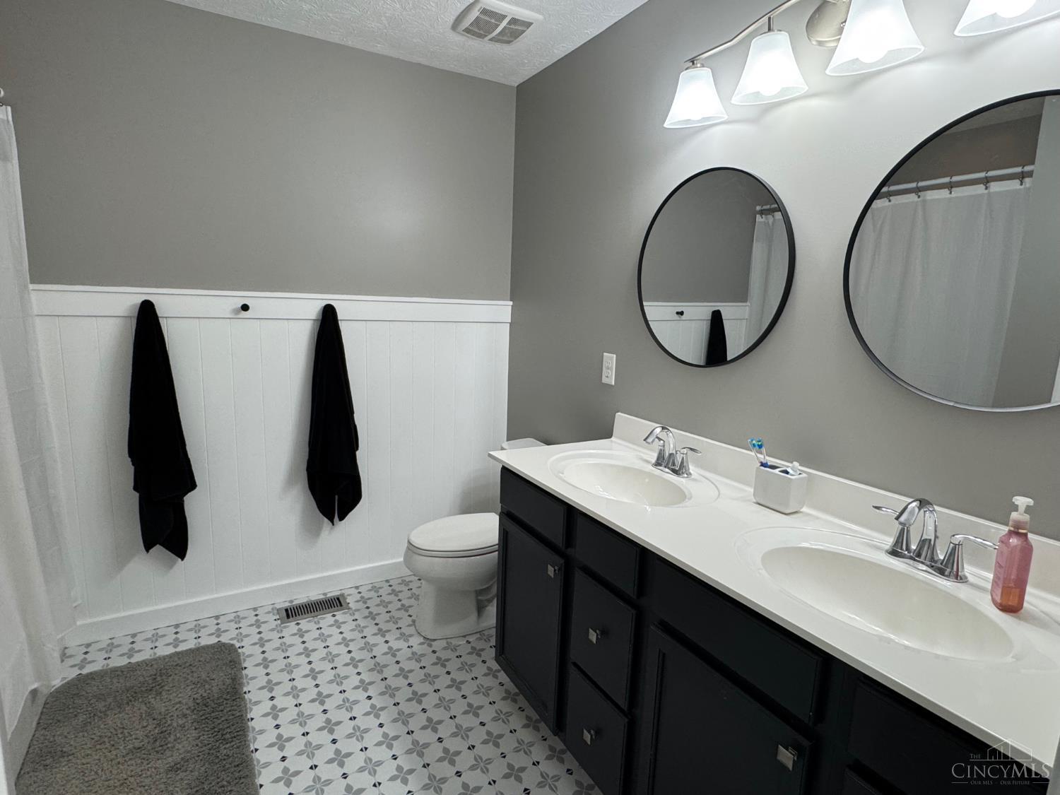 1656 Tunis Drive Property Photo 31