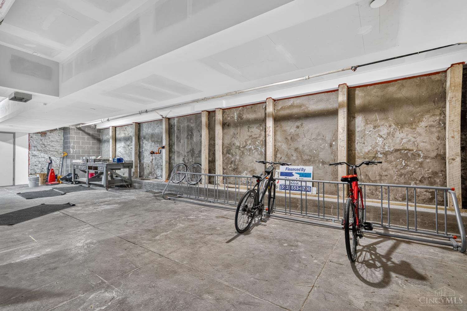 813 Broadway Street Property Photo 21