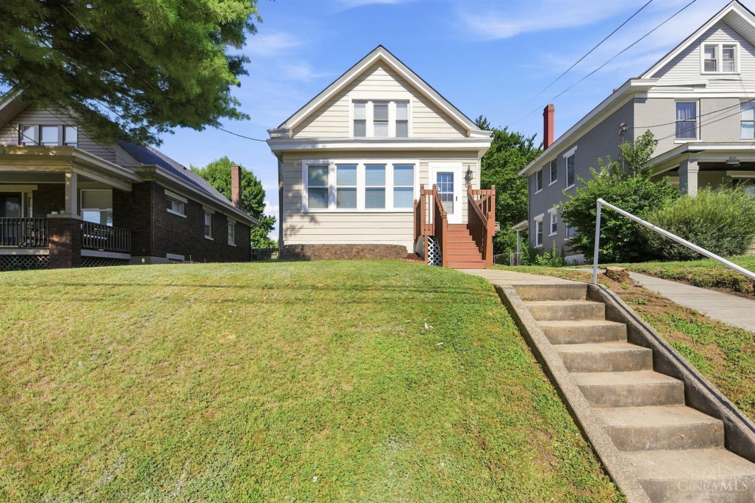 3705 Frances Avenue Property Photo 1