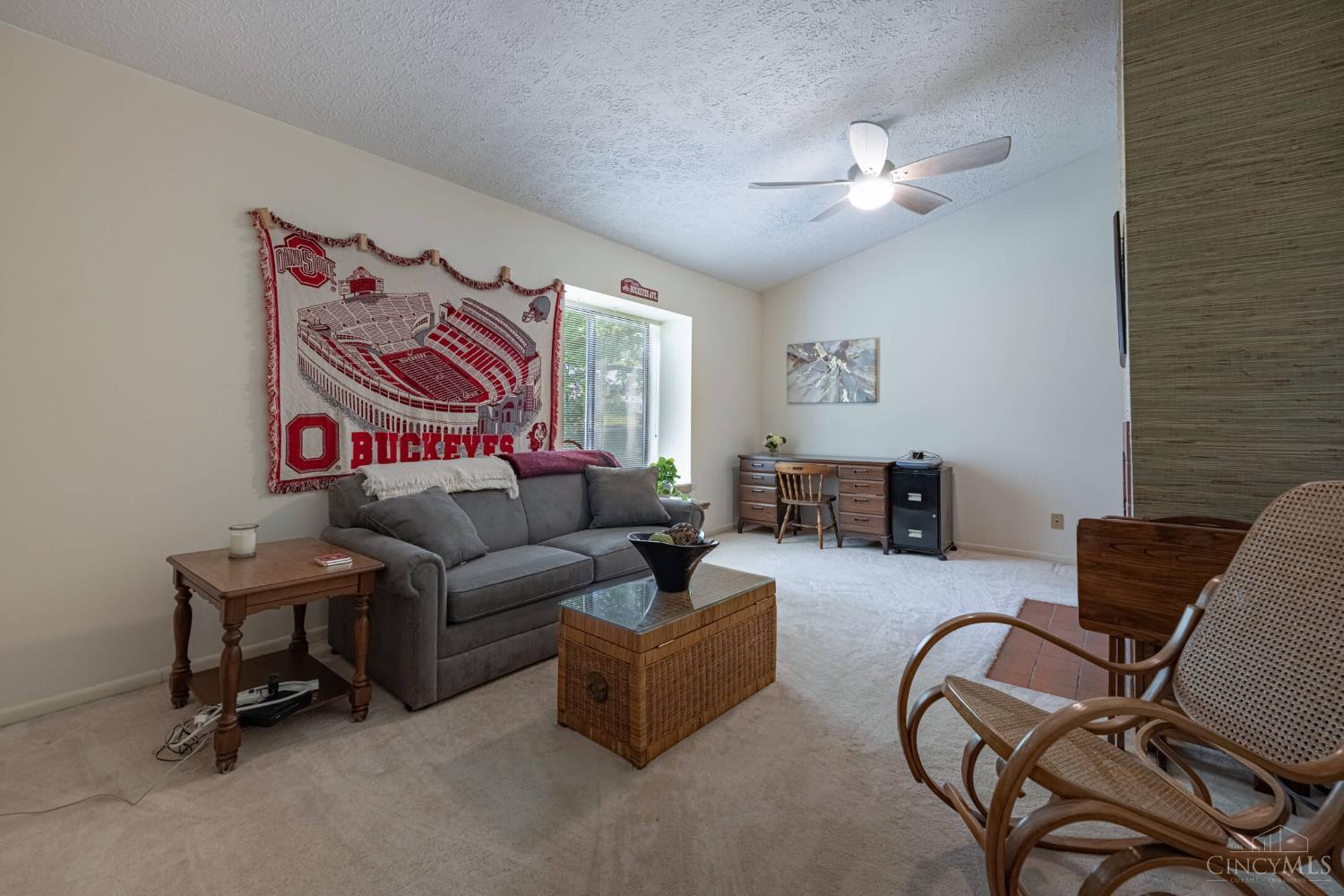 992 Walnut Court Property Photo 14