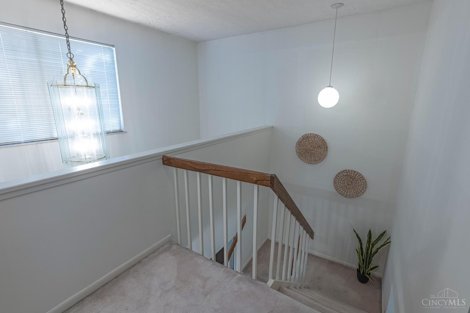 992 Walnut Court Property Photo 25