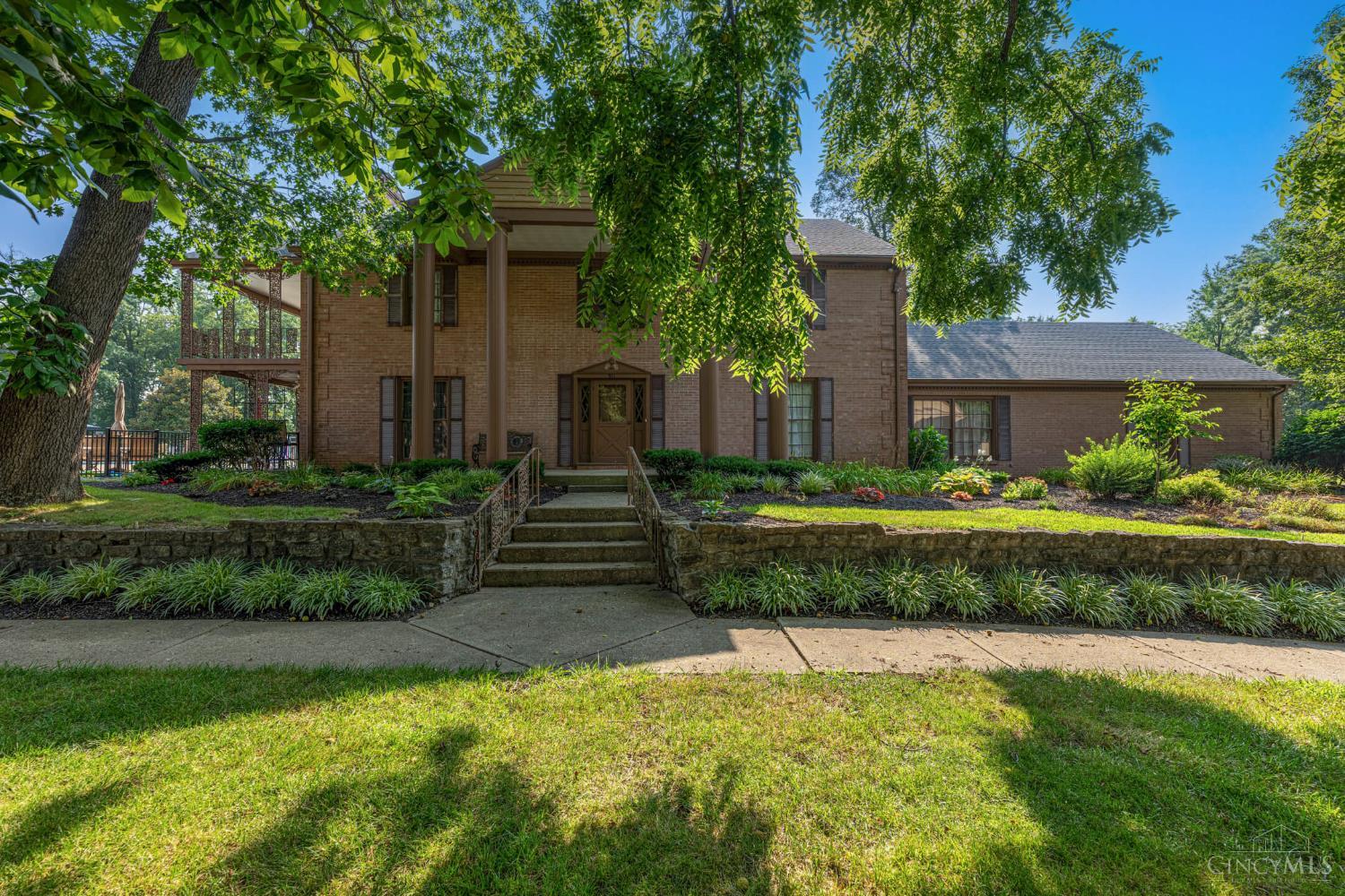 992 Walnut Court Property Photo 32