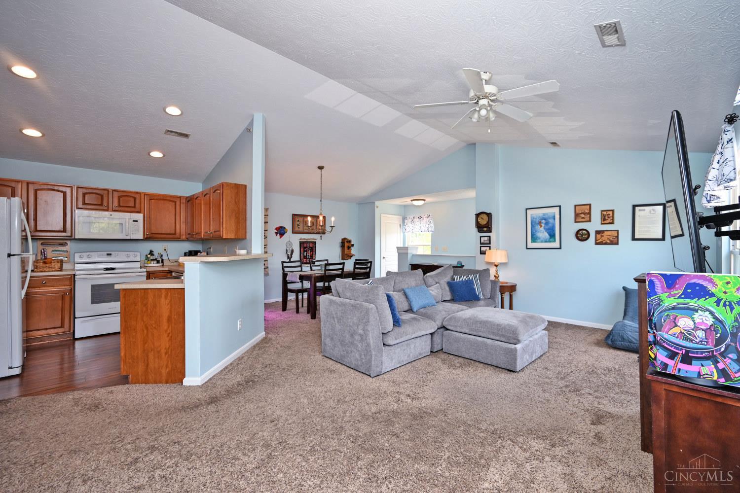 1064 Heritage Green Drive Property Photo 10