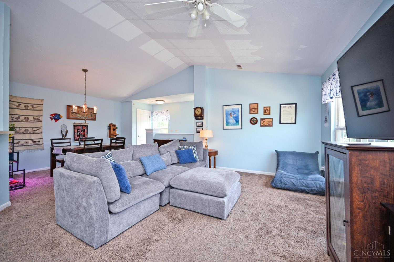 1064 Heritage Green Drive Property Photo 11