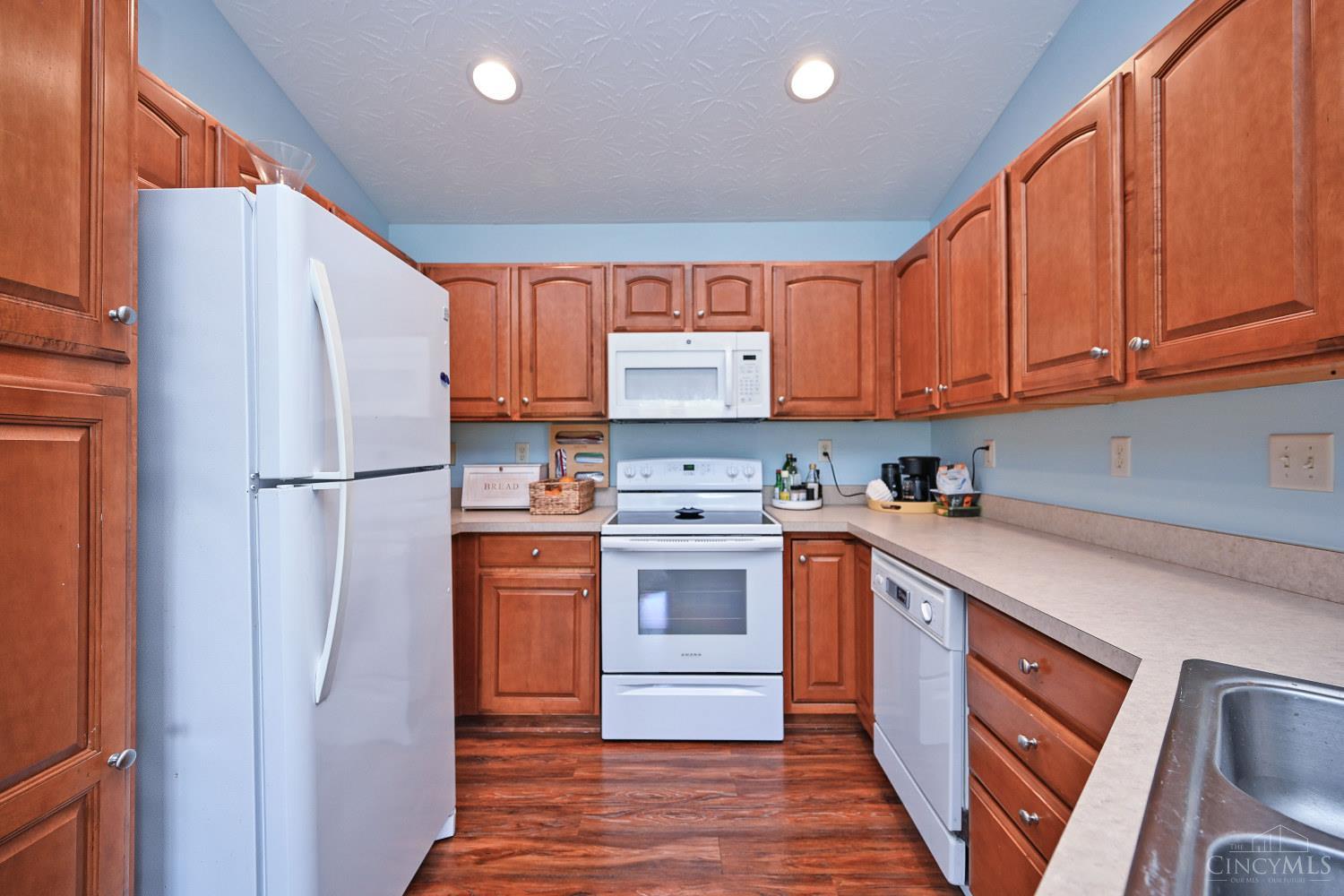 1064 Heritage Green Drive Property Photo 16