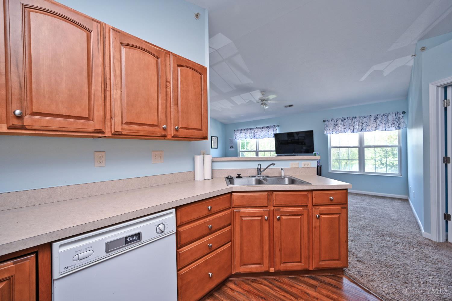 1064 Heritage Green Drive Property Photo 17