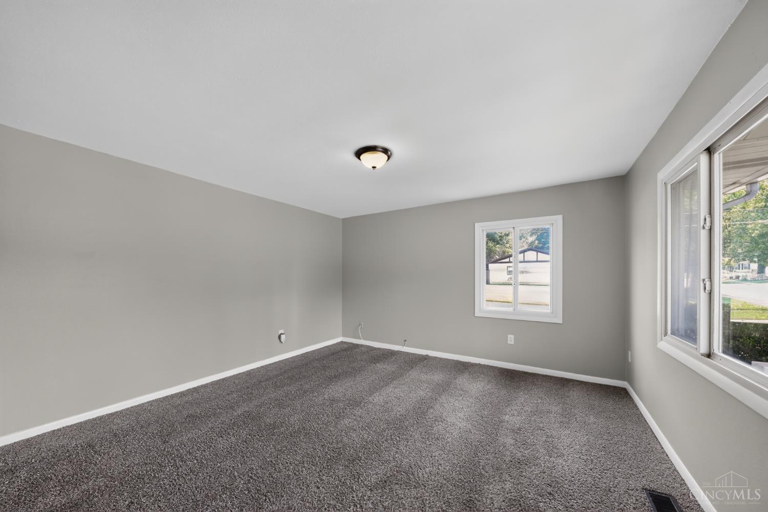 2454 Schon Drive Property Photo 12