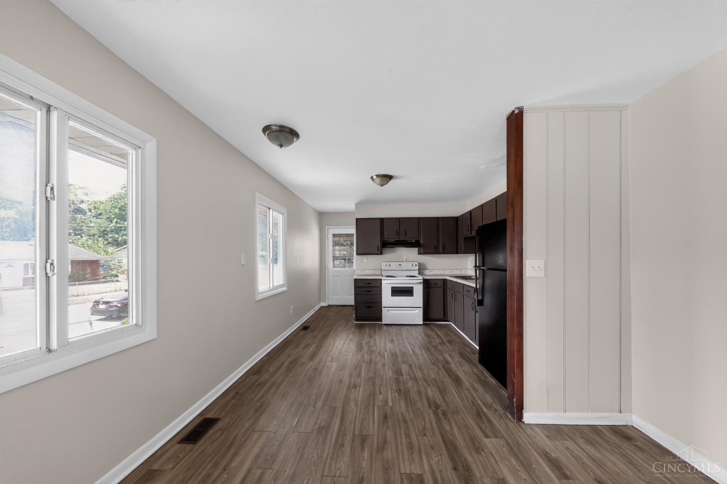 2454 Schon Drive Property Photo 16
